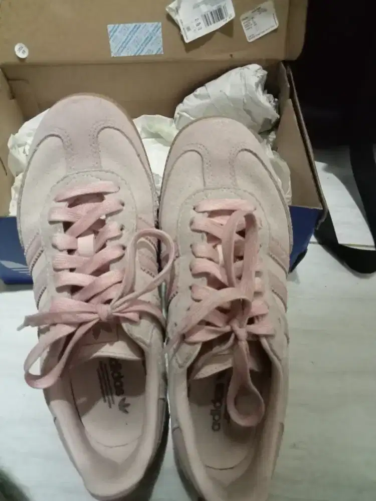 sepatu adidas sama OG W