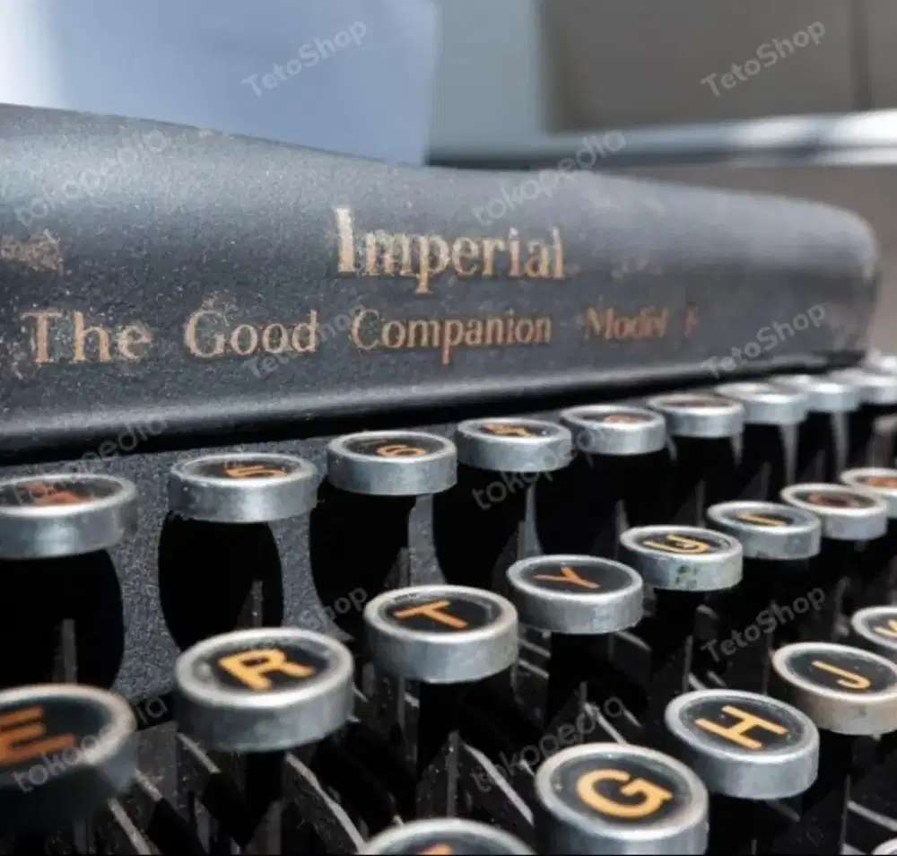 Mesin ketik jadul Imperial Ori Tahun 1940