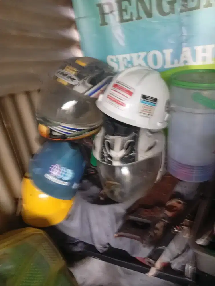 Helm teropong merek ink edition