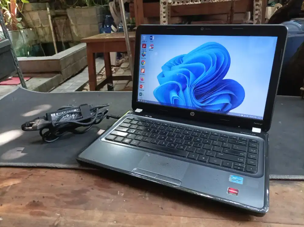 LAPTOP 14 HP PAVILION G4, Core i5, Dual Vga Intel & Amd,