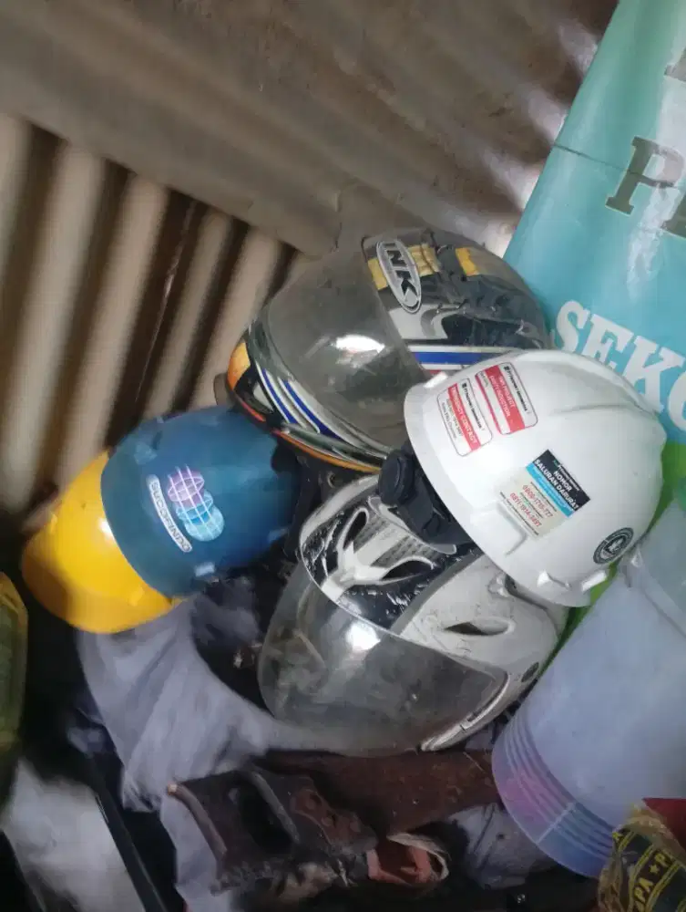 Helm teropong merek ink edition