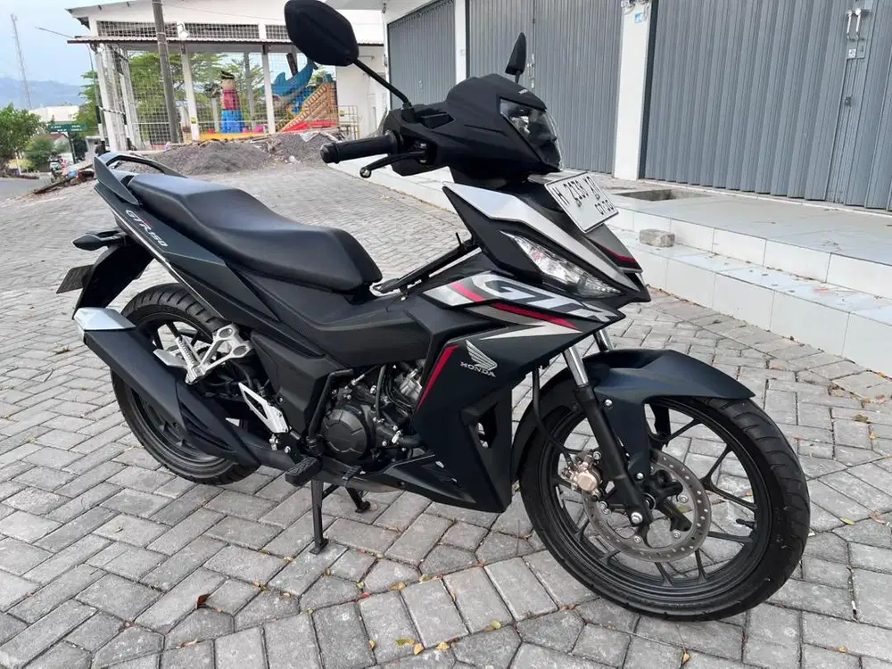 Supra GTR 150 2025 km 3rb Antik