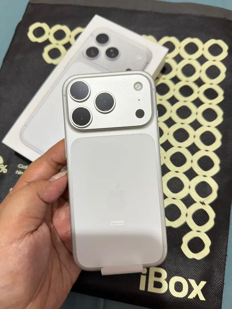 SALE IPHONE 17 PRO 256gb
