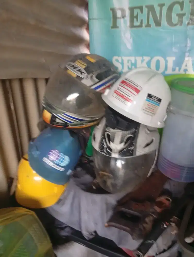 Helm teropong merek ink edition