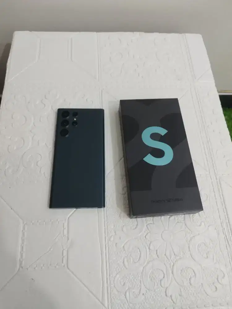 Samsung S22 ultra 12/256gb