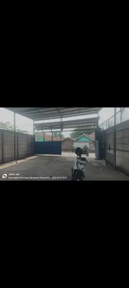 Di sewakan bangunan baru pingir jalan raya