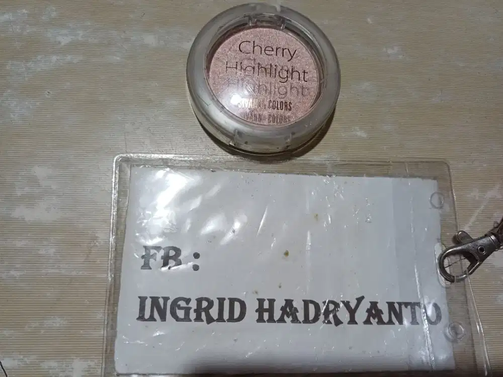Cherry Highlifht Sivanna Colors