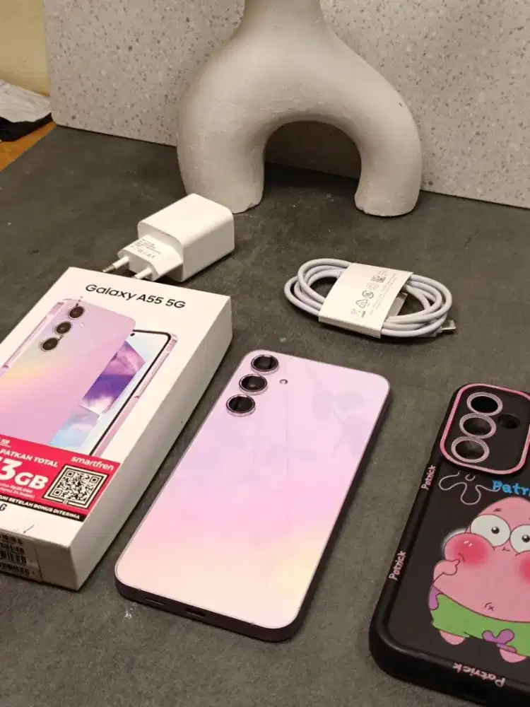 Samsung a55 5g
Ram 8/256