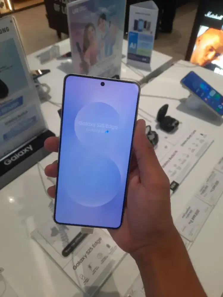 SAMSUNG S25 EDGE
