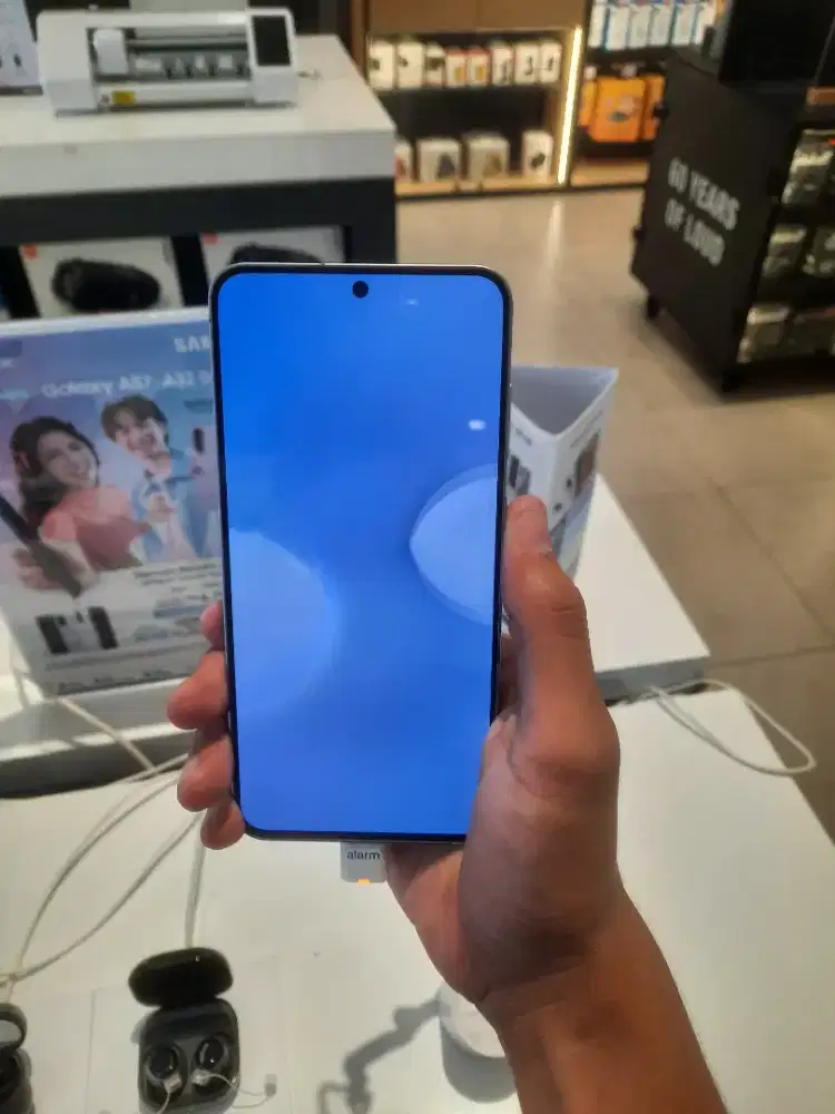 SAMSUNG S25 FE 12/256