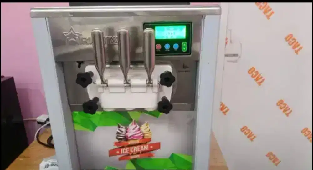 Mesin es krim wira star tipe 818 T