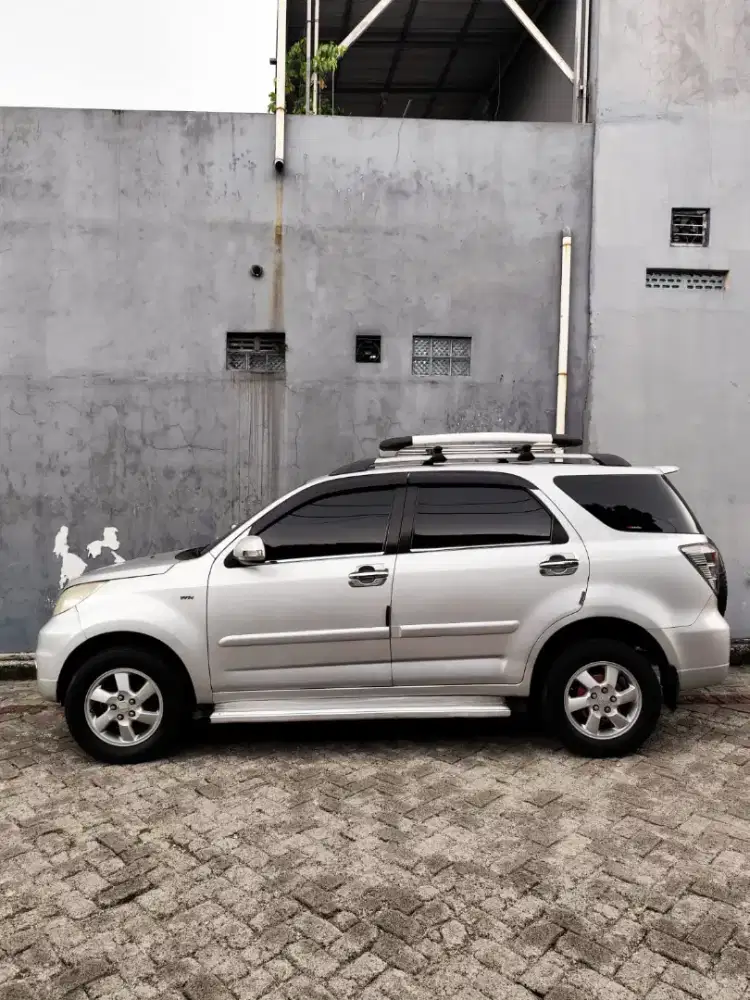 Dijual Terios TX AT 2011 sehat