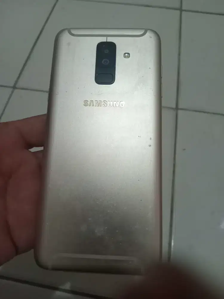 Samsung Galaxi A6+.Ram4/32