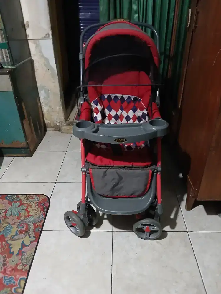 Stroller pliko bisa dua arah