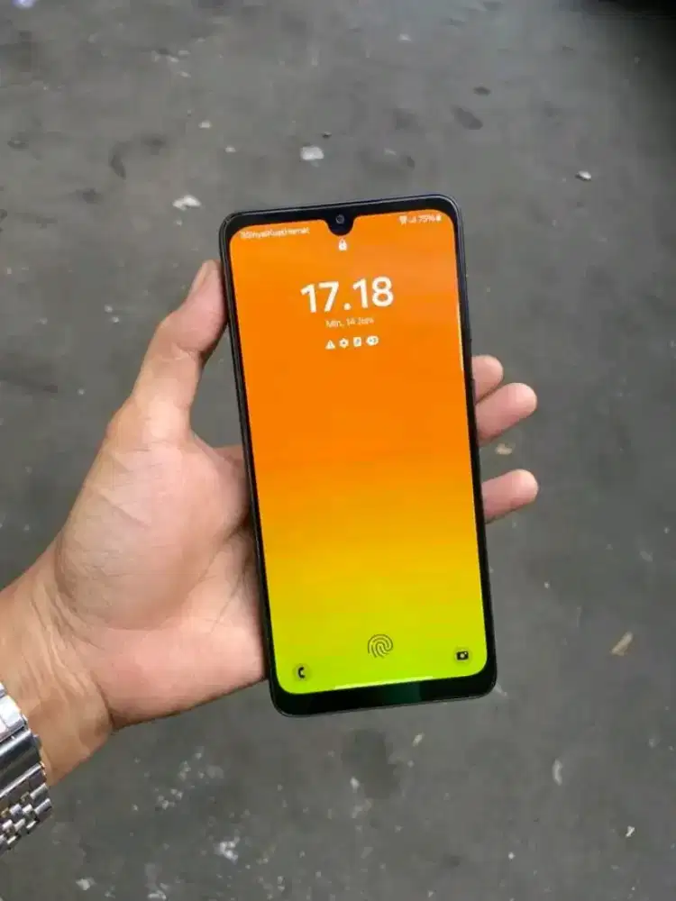 Samsung a33 ram 8/128 NFC