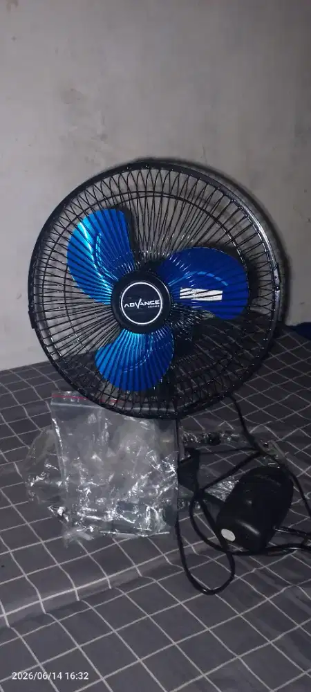Kipas Angin Advance TDS-12