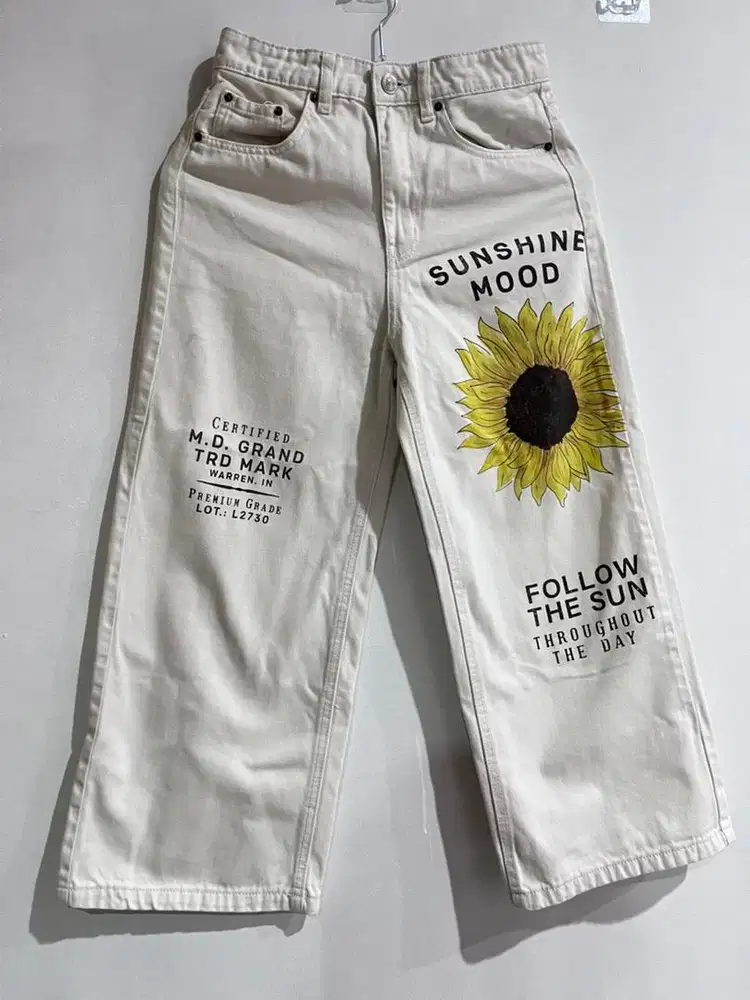Celana Jeans Stradivarius