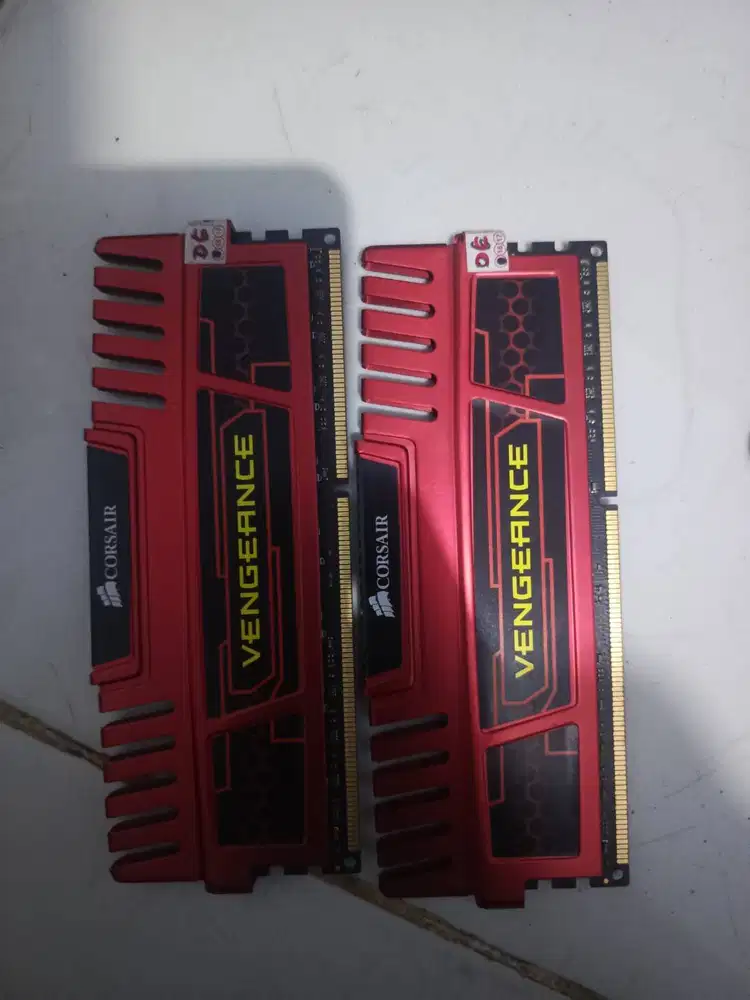 Dijual DDR3 corsair 2x4 (8gb)