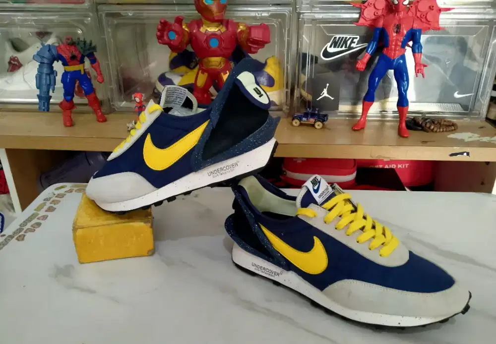 Sepatu Nike Undercover kerenn