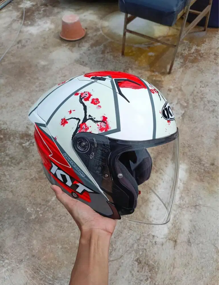 Helm Nfj Sakura ukuran M