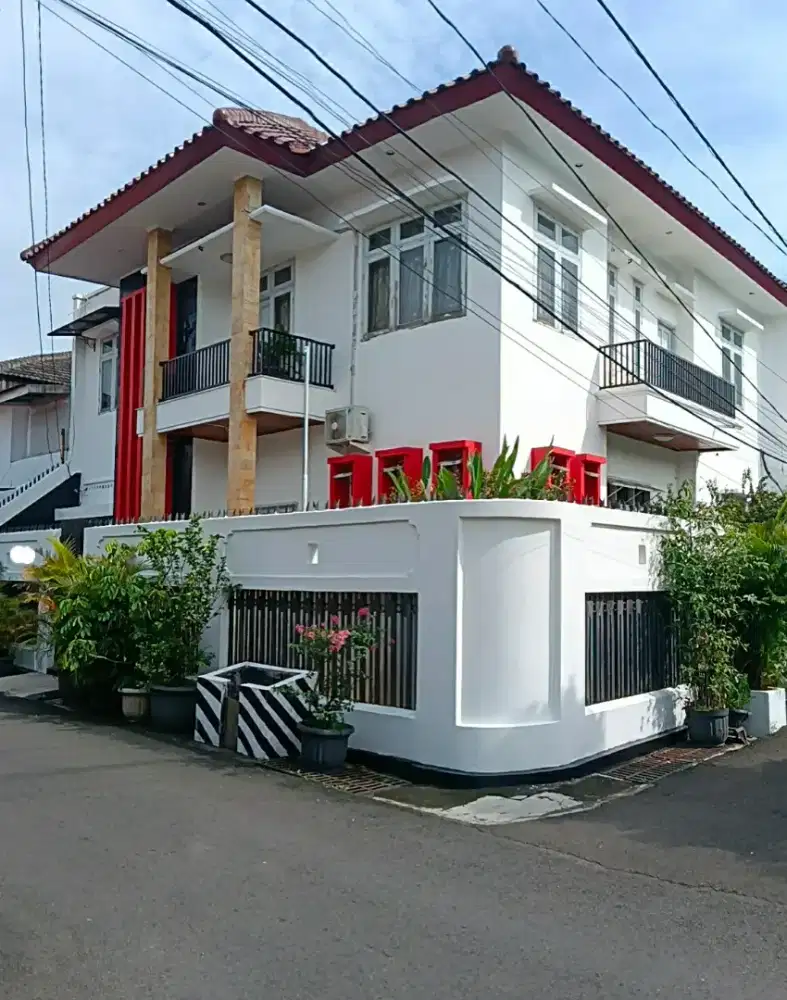 Dijual rumah cantik hoek di pondok kopi duren sawit jakarta