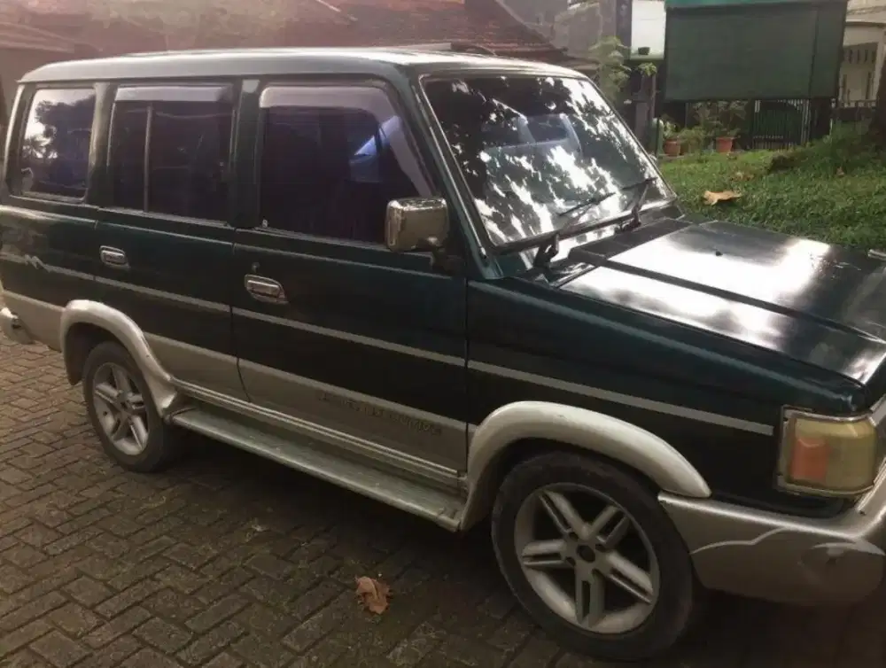 Toyota kijang Tahun 1996