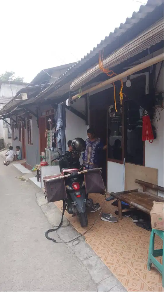Dijual kontrakan 3 pintu terisi semua