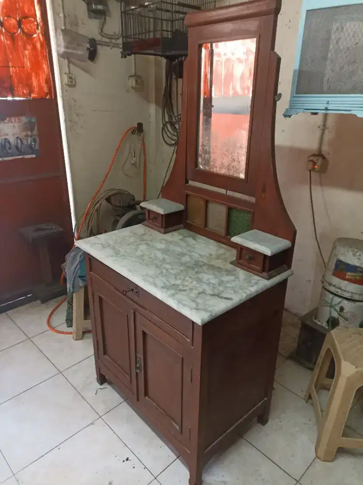 Meja Rias Jati Kuno/Antik