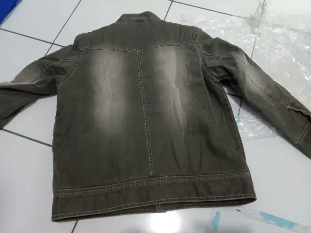 Jaket jeans wanita