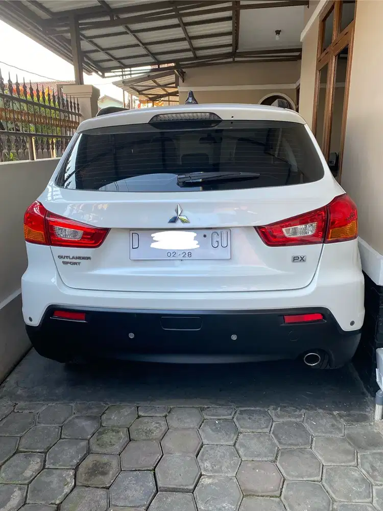 Mitsubishi Outlander 2012 Bensin
