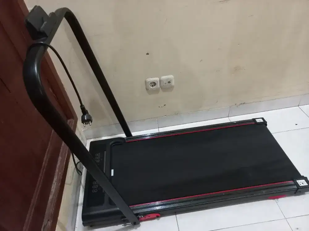 Jual murah treadmill mulus jarang pake