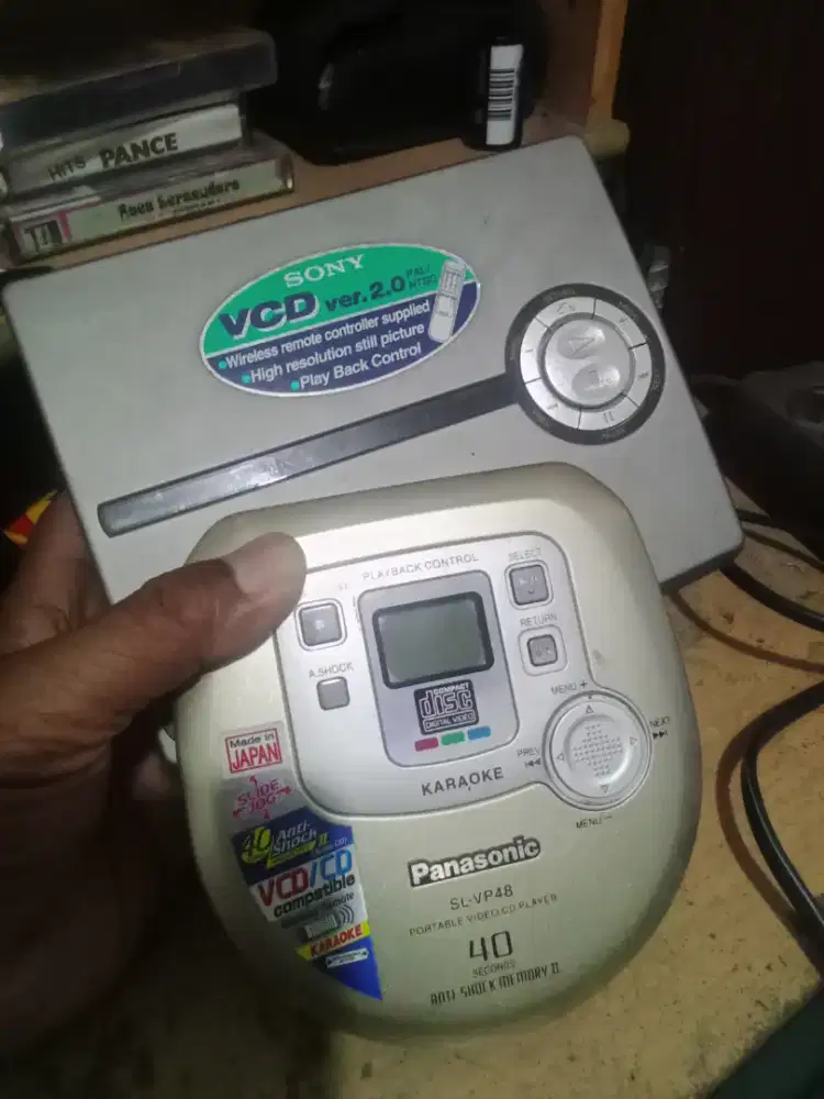 Borongan dua unit discman SONY & panasonic