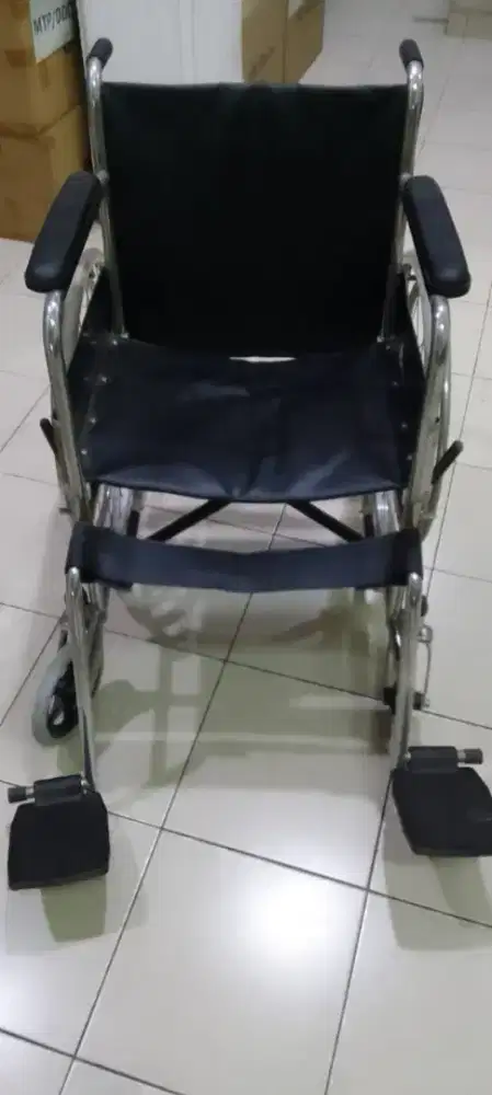 Kursi roda sangat bagus