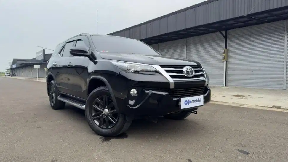 DP MURAH Toyota Fortuner 2.4 4x2 VRZ Solar-AT 2020 Hitam CKJOB