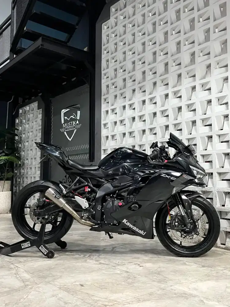 Variasi 30jt an‼️ZX 25R Non ABS 2022. KM 19rb. DANNY Mustika Sulfat