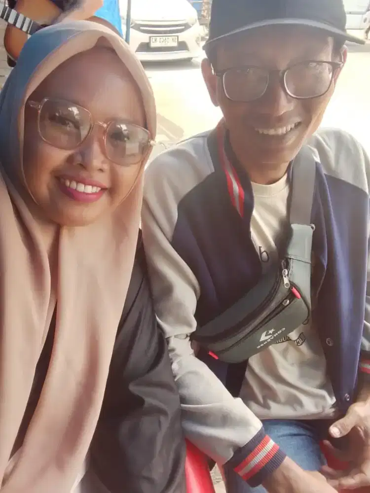 Pasutri cari pekerjaan