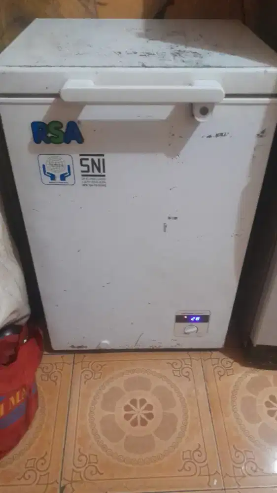 Frezeer  bok ukuran  100 liter