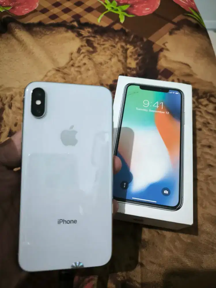 iPhone x ibox 64
