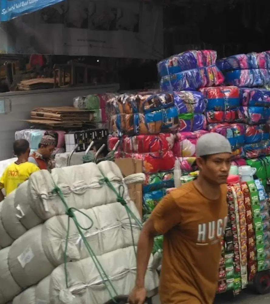 Pegawai Yang Berpengalaman