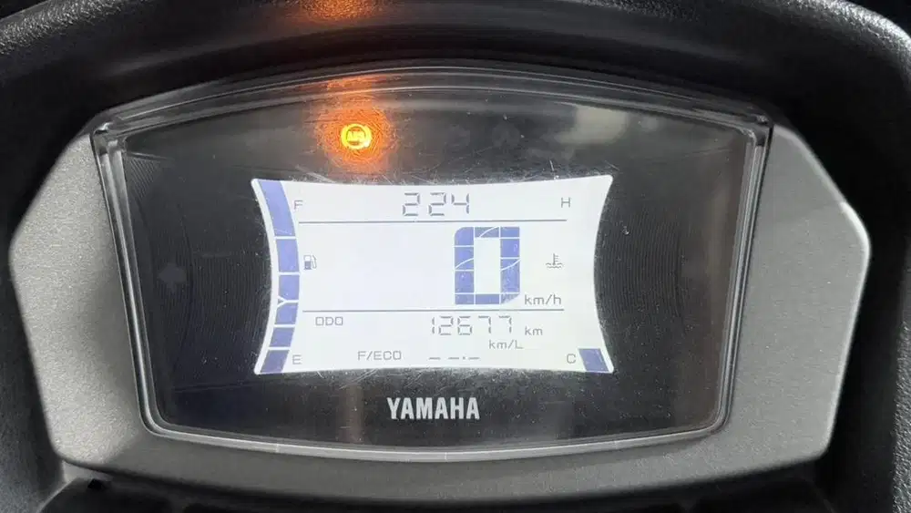 Jual motor nmax hitam tahun 2020 istimewa km 12rb