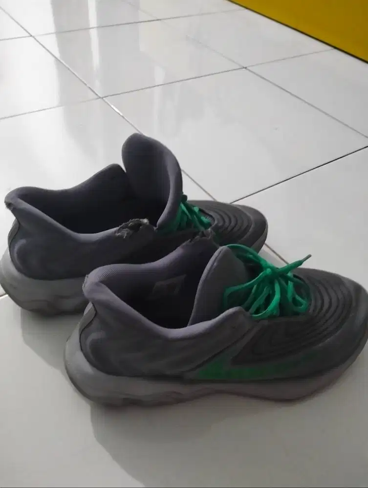 Sepatu Basket Nike Giannis Immortality 4