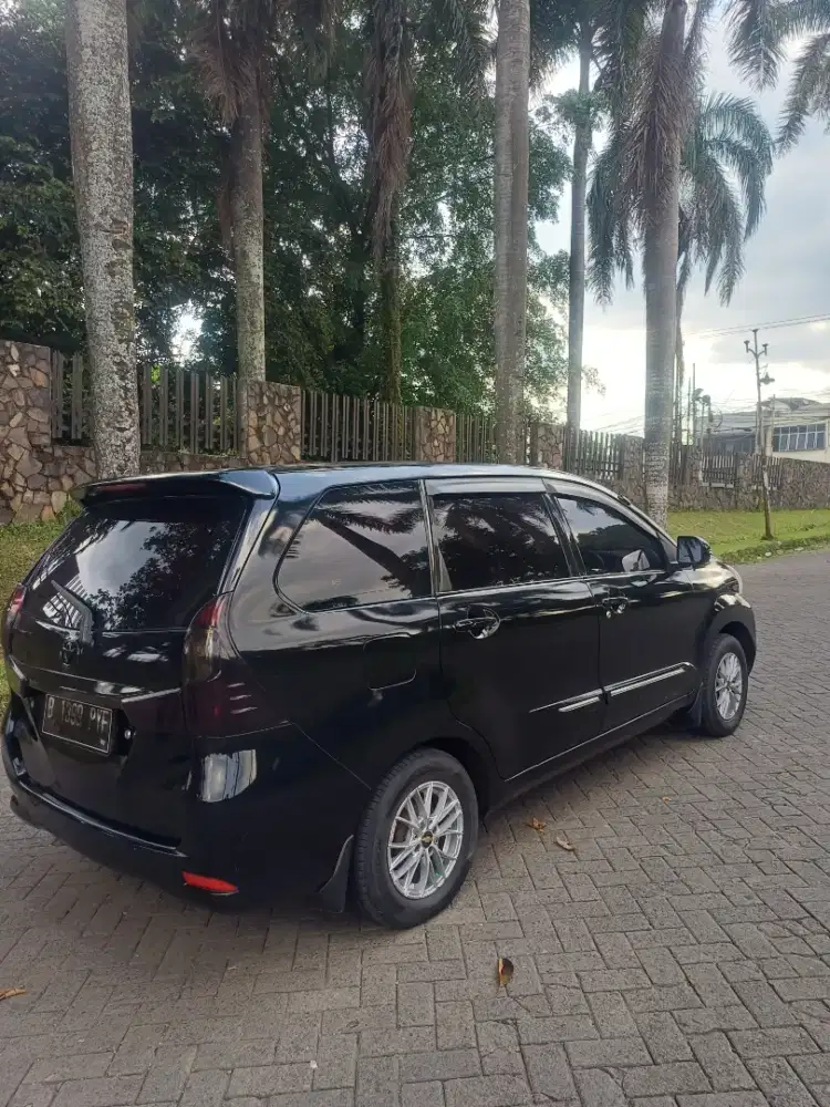 Jual mobil pribadi