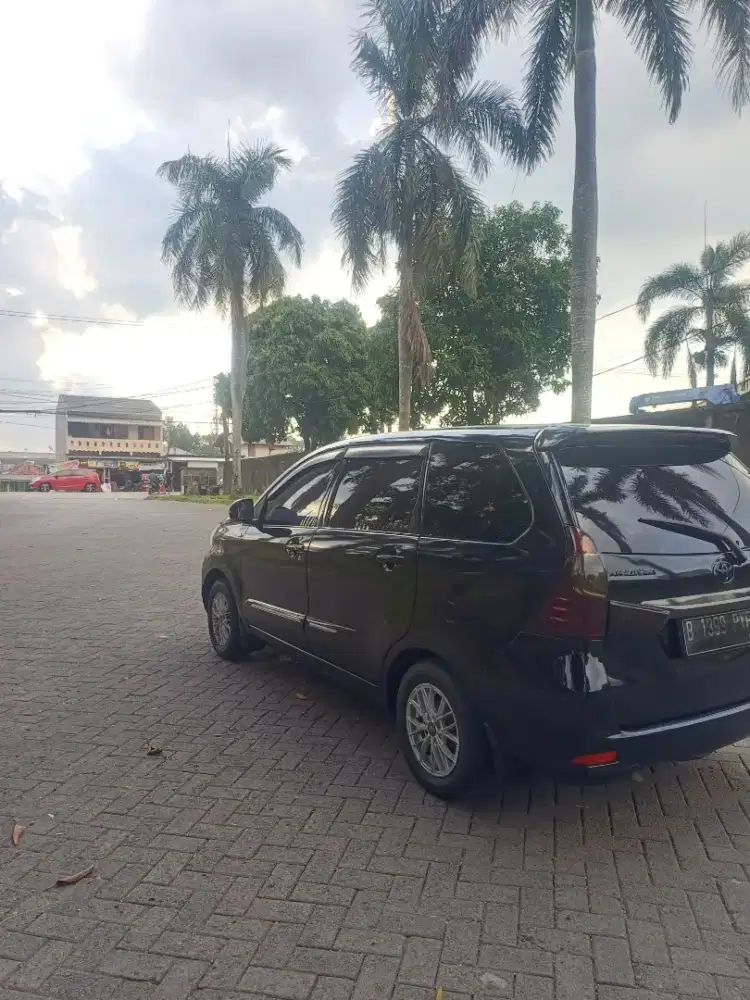 Jual mobil pribadi