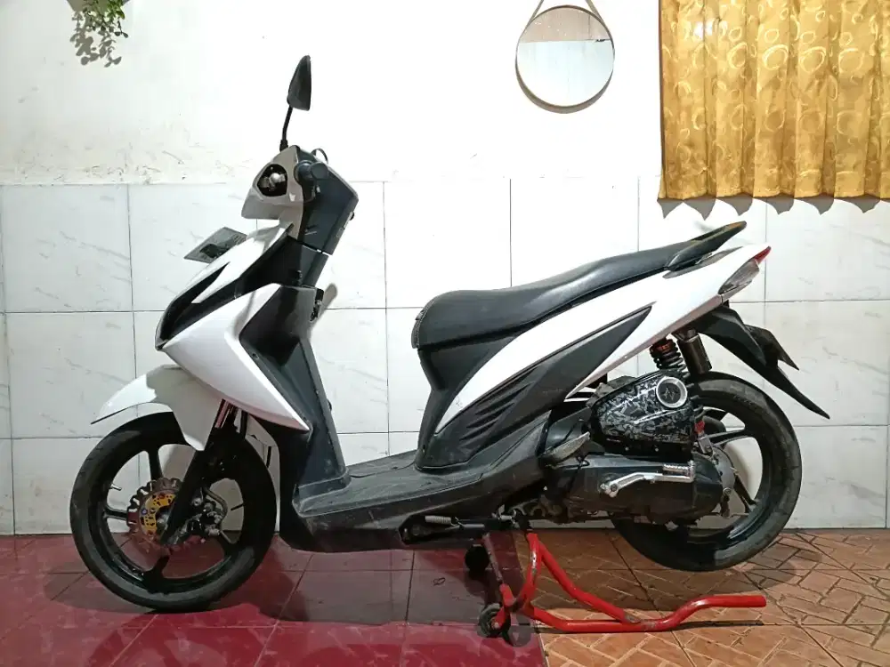 Vario agnes 2014 pajak isi/tt boleh gan cash lebih bagus