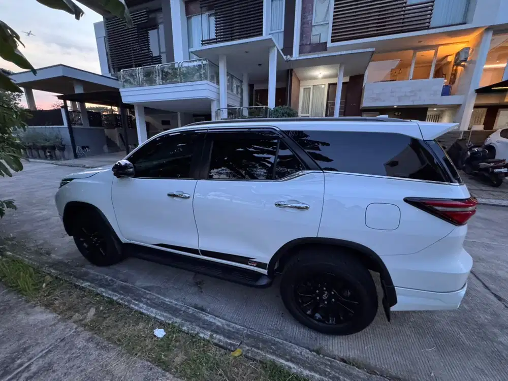 Toyota Fortuner 2023 Diesel