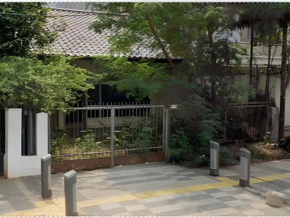 Rumah di Yusuf Adiwinata Gondangdia Menteng, Dekat Bundaran HI