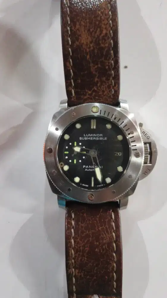 Jam Tangan Panerai Luminor Submersible