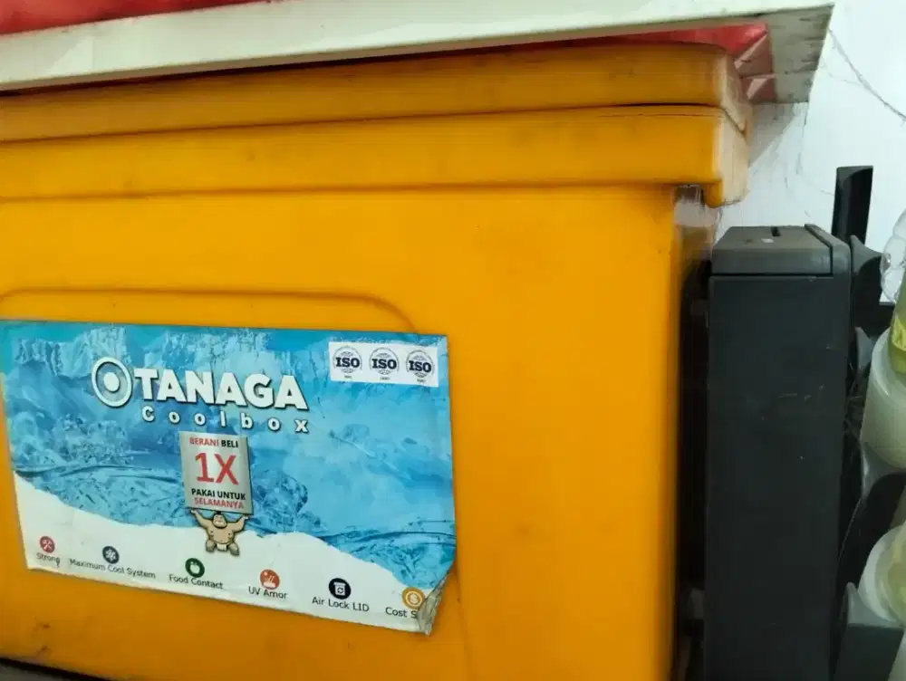 Cooler Box Tanaga - Second Like New