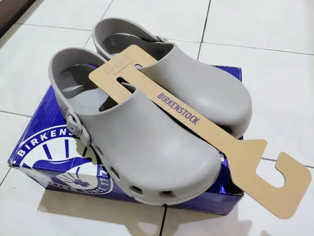 JUAL SANDAL BIRKENSTOK ORIGINAL ASLI,UK.38,ISTIMEWA,BARU,HARGA NEGO