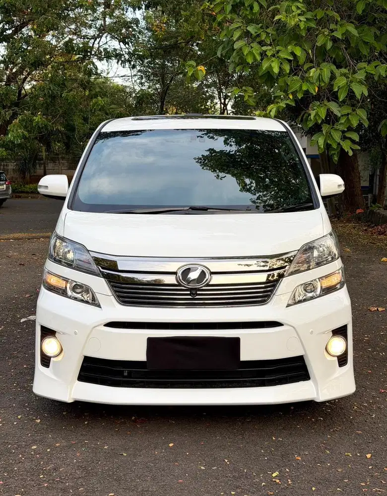 [KM 30 RB] Toyota Vellfire ZG Premsound 2013/2014 Simpanan Like New